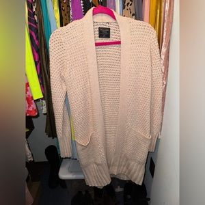 Abercrombie & Fitch Cardigan Size XXS will work an XS